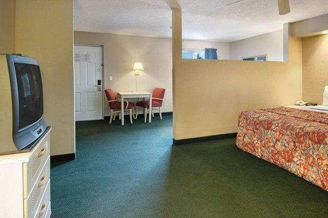 Red Roof Inn Ellenton - Bradenton Ne Room photo